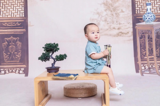 铜陵宝宝几个月可以笑出声